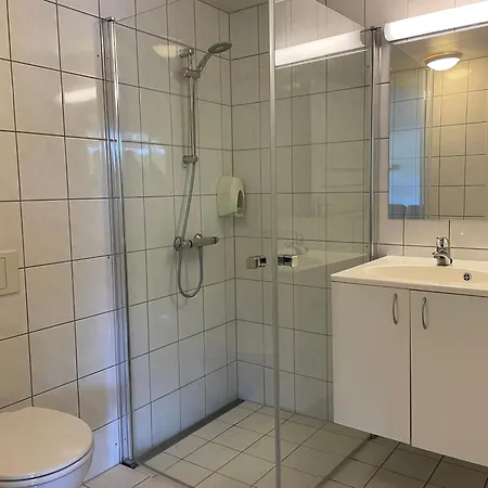 Apartment Stor Med 4 Soverom Og 2 Bad I Sentrum *