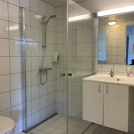 Stor Med 4 Soverom Og 2 Bad