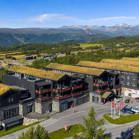 Stor Med 4 Soverom Og 2 Bad